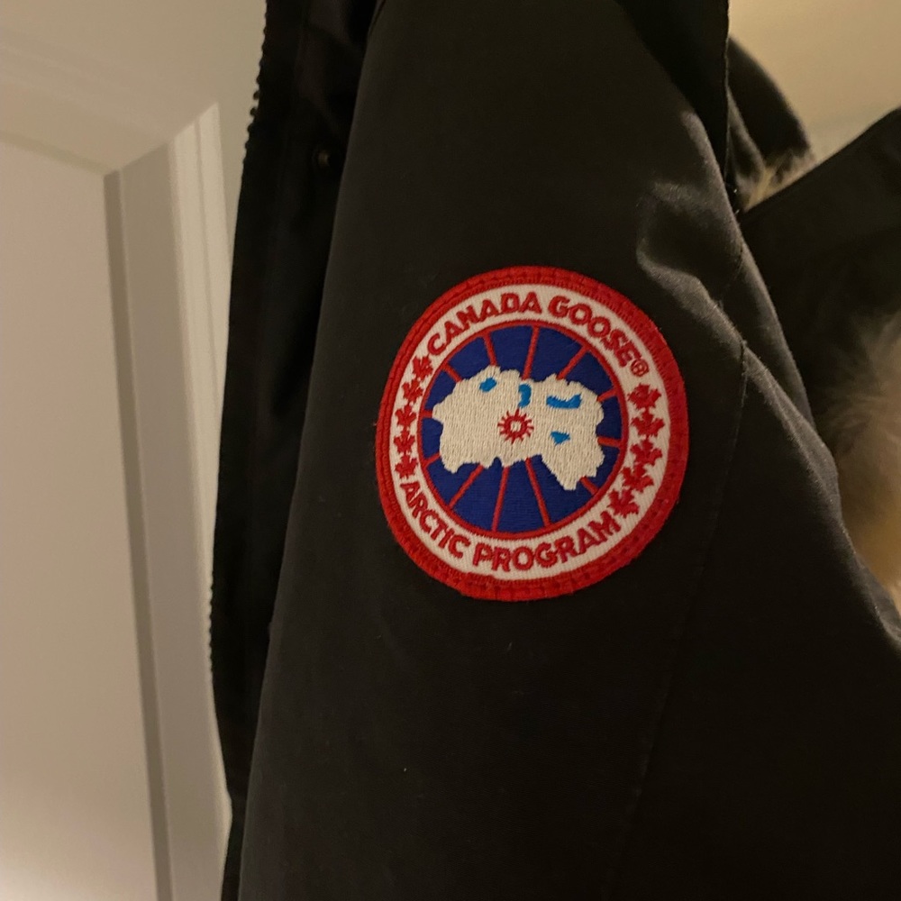 100% authentic Canada goose jacket womens size M